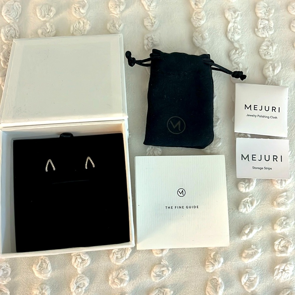 Mejuri 14K Diamond Wishbone Stud Earrings